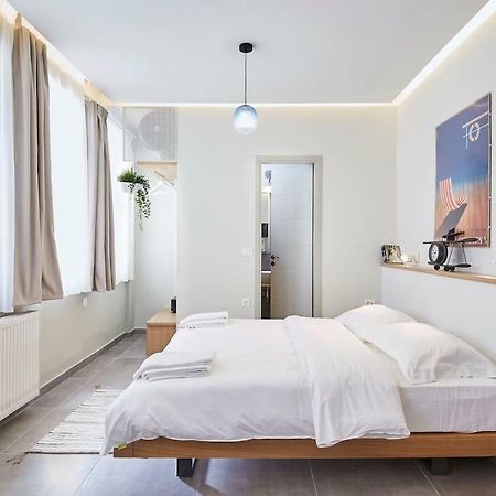 Live In A Funky & Renovated Studio Near Acropolis Афіни Екстер'єр фото