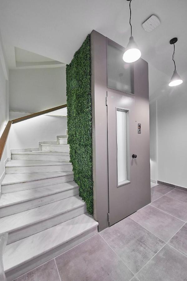 Live In A Funky & Renovated Studio Near Acropolis Афіни Екстер'єр фото